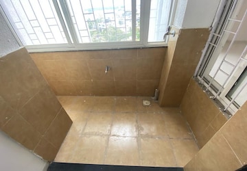 Balcony in 3 BHK Apartment at Belvalkar Kalpak CHS, Dahanukar Colony – for Rent