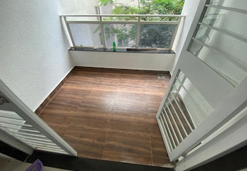 Balcony in 3 BHK Apartment at Belvalkar Kalpak CHS, Dahanukar Colony – for Rent