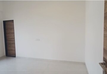 Bedroom in 4 BHK Apartment at Heritage Solitaire, Chembur – for Rent