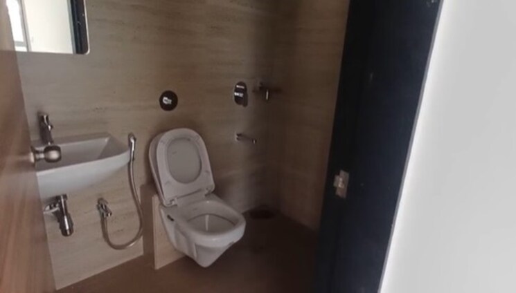 Bathroom, heritage-solitaire 4 Bedroom 1742 Sq.Ft. Apartment In Chembur Mumbai 9360397