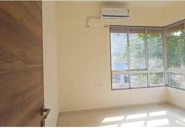 Bedroom in 4 BHK Apartment at Heritage Solitaire, Chembur – for Rent
