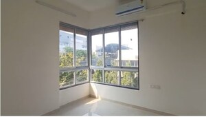 Bedroom in 4 BHK Apartment at Heritage Solitaire, Chembur – for Rent