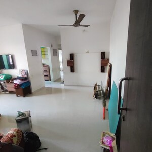 Bathroom in 1 BHK Apartment at Purushottam Park, Kavesar – for Rent
