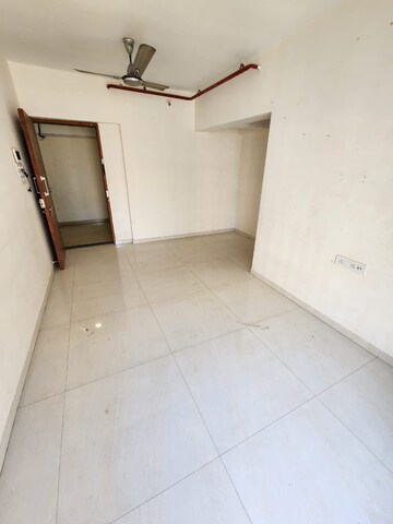 Room in 2 BHK Apartment at Vikhroli East – for Sale