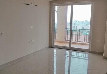 Room in 3 BHK Apartment at MRS Hi Greens, Kishanpura – for Rent