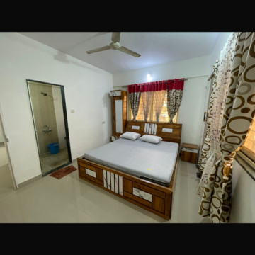 Bedroom in 2 BHK Apartment at Renuka Vrindavan, Sector 29 – for Rent