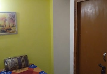 Bedroom in  Pg at Sector 62 – for Rent