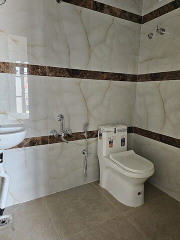 Bathroom in 1 BHK Apartment at Hsr Layout – for Rent