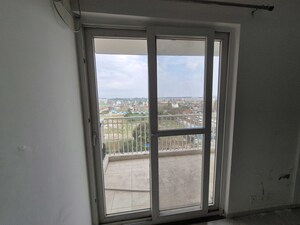 Room in 3 BHK Apartment at Motiaz Royal Citi, Ambala Highway – for Rent