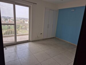 Room in 3 BHK Apartment at Motiaz Royal Citi, Ambala Highway – for Rent