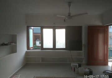 Living Room in 3 BHK Builder Floor at Green Park Extension – for Rent