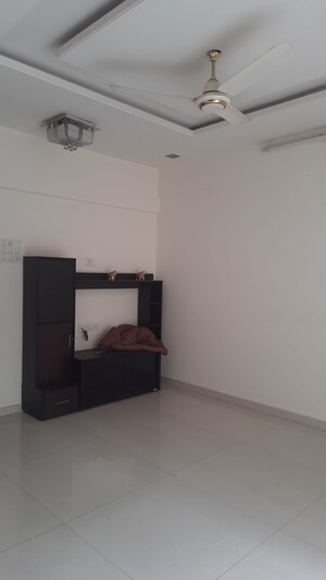 Room in 2 BHK Apartment at GK Peace Valley, Pimple Saudagar – for Rent