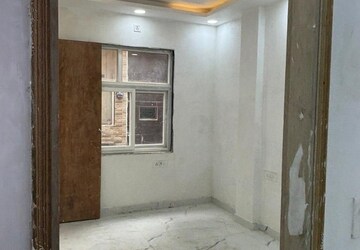 Room in 2.5 BHK Builder Floor at Burari – for Sale