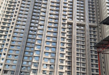 2 BHK Apartment – Exterior View View at Bhatta Chawl, Worli - for Rent