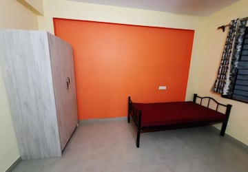 Room in 3 BHK Apartment at Ideal Enclave Rajarhat New Town, Rajarhat New Town – for Rent