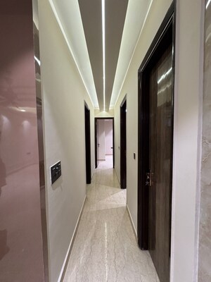 Building Lobby in 3 BHK Builder Floor at Bhera Enclave – for Sale