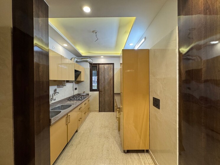 Kitchen, bhera enclave 3 Bedroom 170 Sq.Yd. Builder Floor In Bhera Enclave Delhi 9360913