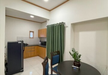Living Room in 2 BHK Builder Floor at Sindhi Colony – for Rent