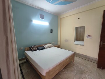 Bedroom in 3 BHK Builder Floor at Ardee City, Sector 52 – for Rent