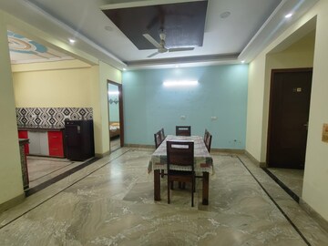 Living Room in 3 BHK Builder Floor at Ardee City, Sector 52 – for Rent