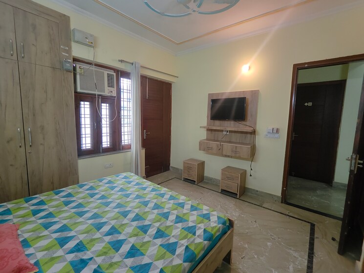 Bedroom, ardee-city 3 Bedroom 1400 Sq.Ft. Builder Floor In Sector 52 Gurgaon 9361003