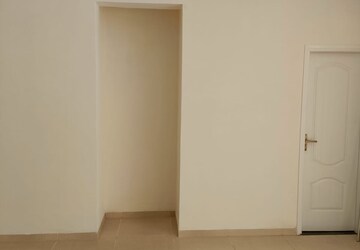 Room in 3 BHK Apartment at Sushma Valencia, International Airport Road – for Rent
