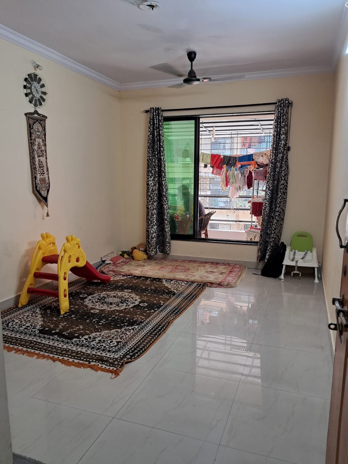 1 BHK Apartment For Sale in Azeem Heights