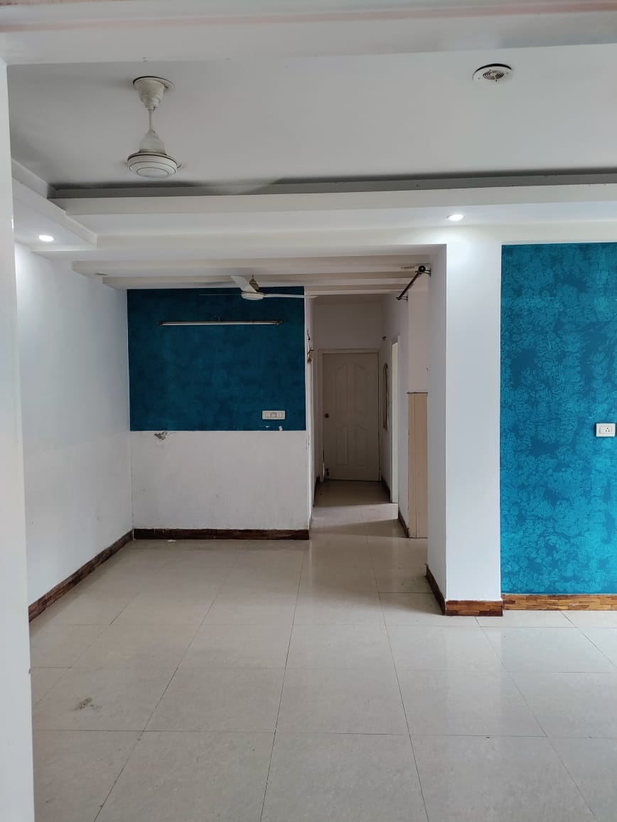 3 BHK Builder Floor For Rent in Banjarawala 