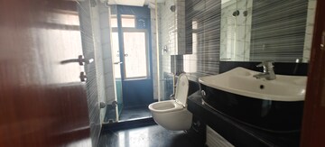 Master Bedroom in 2 BHK Apartment at K Raheja Vistas, Powai – for Sale