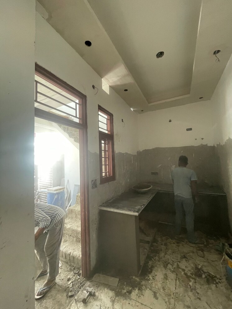 Bathroom, nanda ki chowki 3 Bedroom 90 Sq.Yd. Independent House In Nanda Ki Chowki Dehradun 9361150