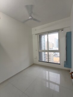 2 BHK Apartment For Sale in Sheth Zuri