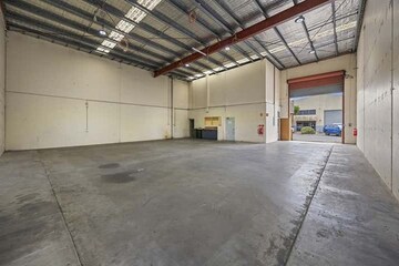 Room in  Warehouse at Sector 31 – for Rent