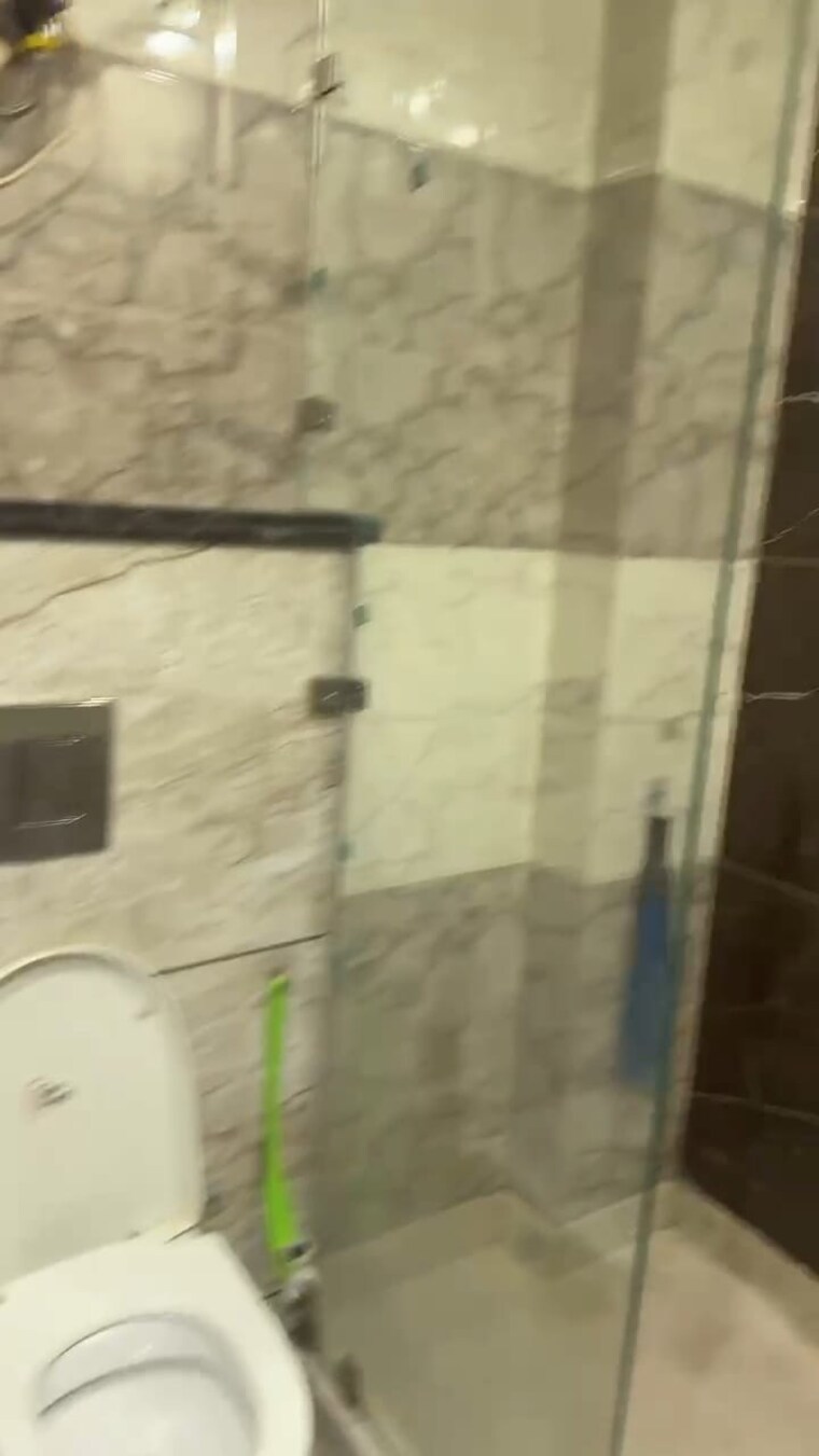 Bathroom, new rajinder nagar 3 Bedroom 1240 Sq.Ft. Builder Floor In New Rajinder Nagar Delhi 9361282