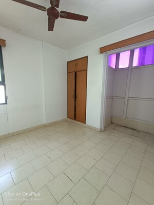 Room in 2 BHK Apartment at Maple Heights, Sector 43 – for Rent