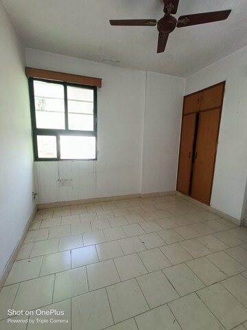 Room in 2 BHK Apartment at Maple Heights, Sector 43 – for Rent