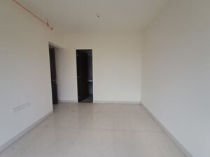 Room in 2 BHK Apartment at Sheth Avante, Kanjurmarg West – for Rent