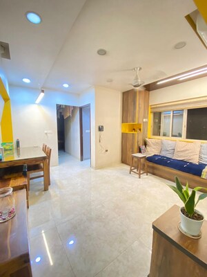 2 BHK Apartment For Rent in Lodha Amara, Kolshet Road