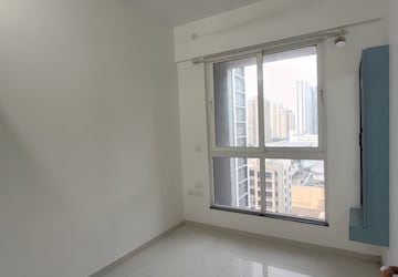 Room in 2 BHK Apartment at Sheth Zuri, Laxmi Nagar – for Sale