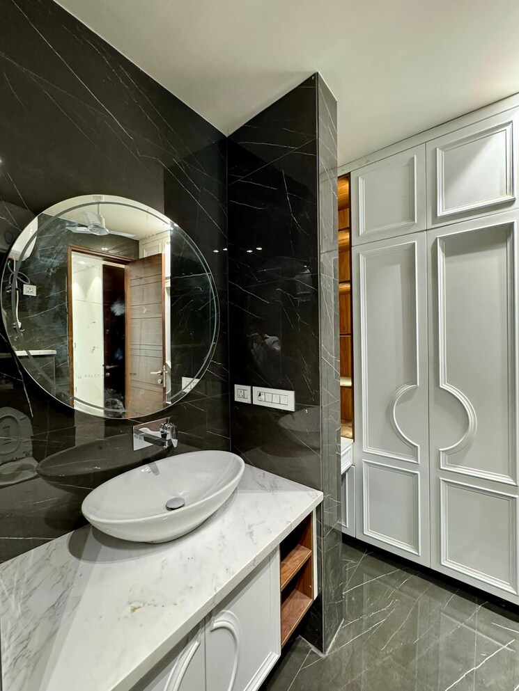 Bathroom, anant-raj-ashok-estate 4 Bedroom 2400 Sq.Ft. Builder Floor In Sector 63a Gurgaon 9361325