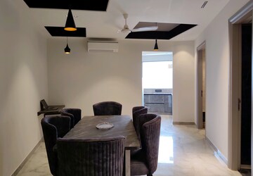 Team Area in 2 BHK Builder Floor at M3M Atrium, Sector 57 – for Rent