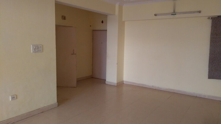 Room, faizabad road 3 Bedroom 1600 Sq.Ft. Apartment In Faizabad Road Lucknow 9361516