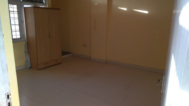 Room, faizabad road 3 Bedroom 1600 Sq.Ft. Apartment In Faizabad Road Lucknow 9361516