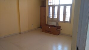 Room in 3 BHK Apartment at Faizabad Road – for Rent