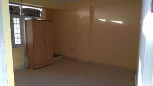 Room in 3 BHK Apartment at Faizabad Road – for Rent