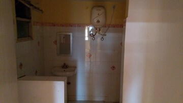 Bathroom in 3 BHK Apartment at Faizabad Road – for Rent