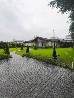 2 BHK Villa – Exterior View View at Sector 135 - for Sale