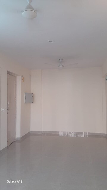 Room in 2 BHK Apartment at Eros Wembley Estate, Sector 50 – for Rent