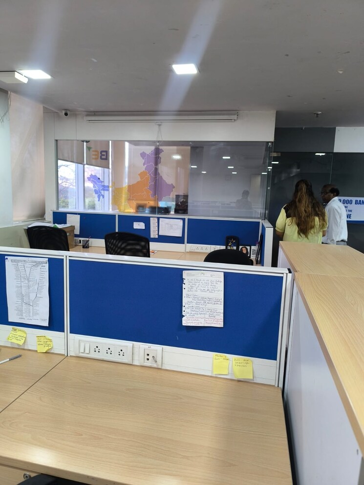 Team Area, crescent-business-square Commercial Office Space 3300 Sq.Ft. In Asalpha Mumbai 9361585