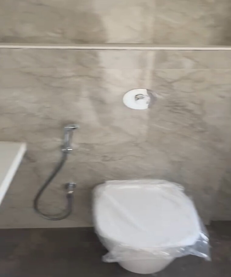 Bathroom, chembur 3 Bedroom 1235 Sq.Ft. Apartment In Chembur Mumbai 9361442