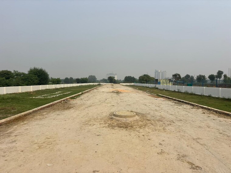 undefined, sector 22d yamuna expressway  300 Sq.Yd. Plot In Sector 22d Yamuna Expressway Greater Noida 9361623